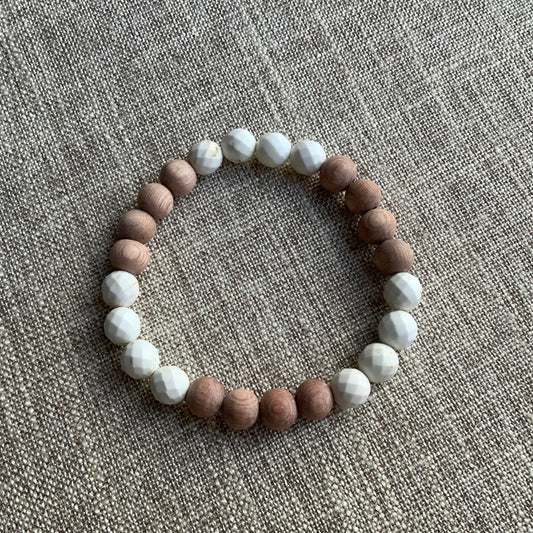 Calm & Patience | Howlite With Rosewood | Aromatherapy Diffuser Bracelet | Crystal Healing Bracelet